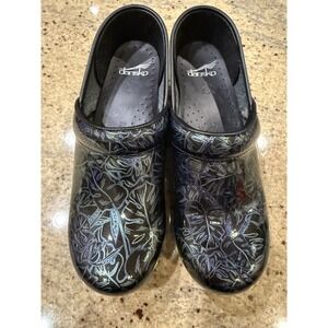 NWOB DANSKO WOMEN PROFESSIONAL SHOES SZ8.5/ EUR39 TROPICAL LEAF PATERN LEATHER